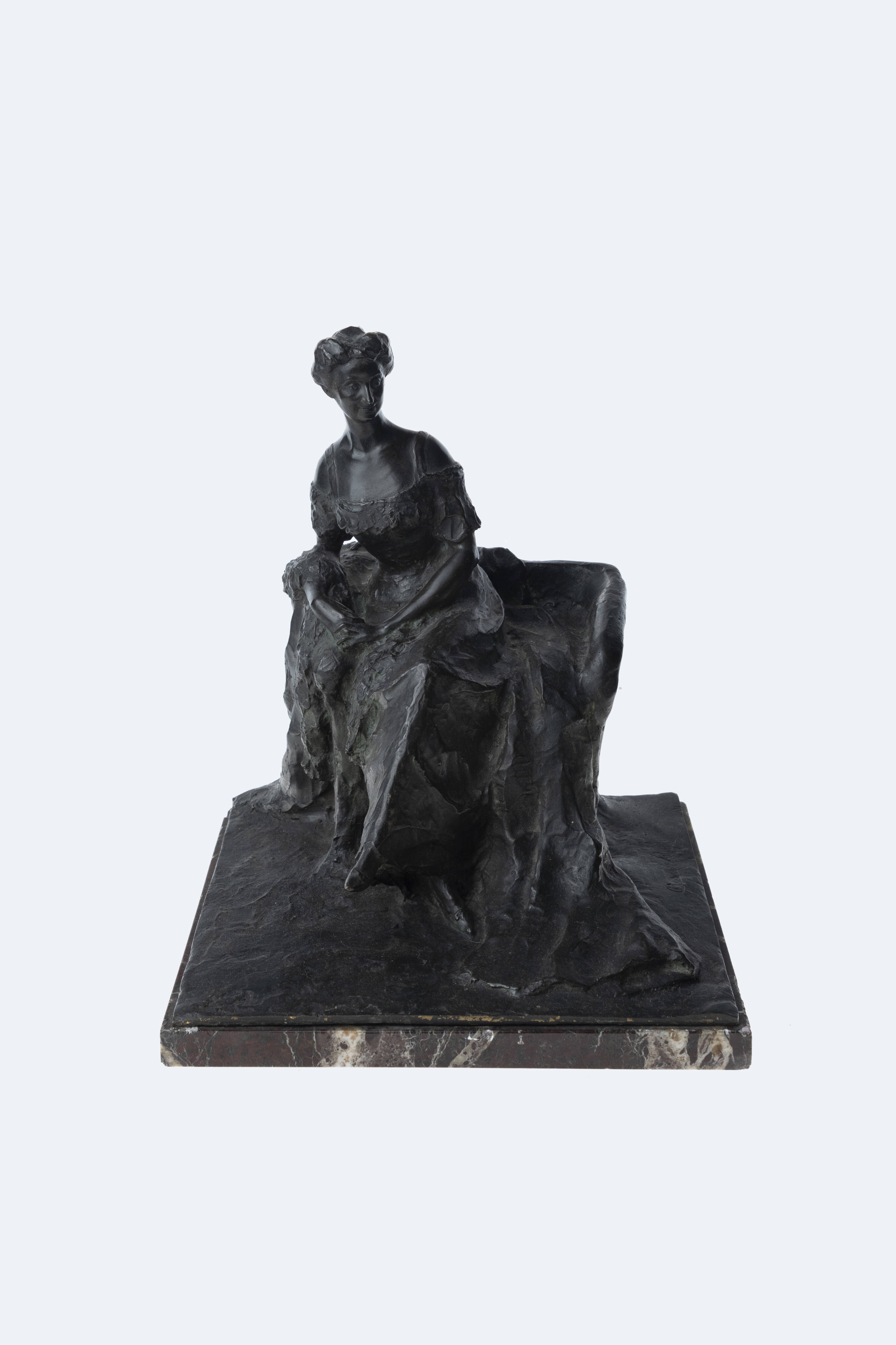 Santiano Cesar Ritratto della Dignora Terracini statua in bronzo